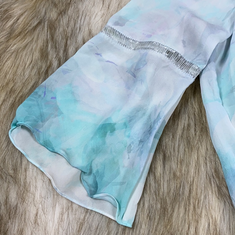 Elie Tahari Silk Floral Tye-Dye Blouse, Medium - Picture 13 of 17